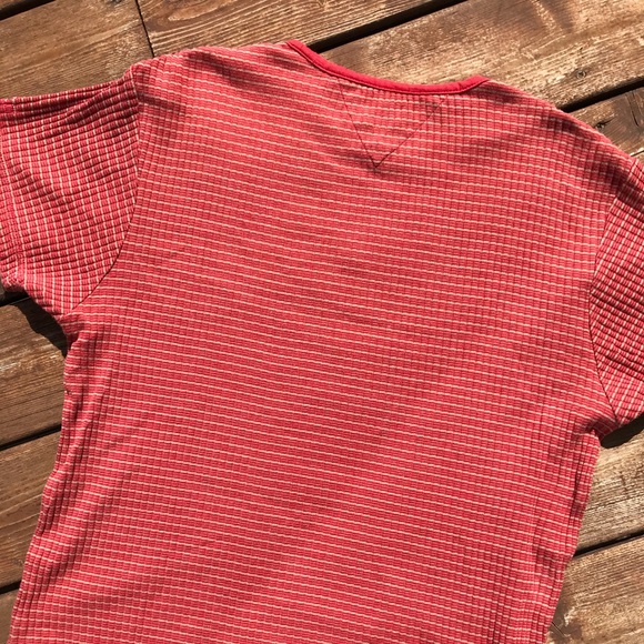Vintage Tommy Jeans T-shirt - Picture 6 of 6